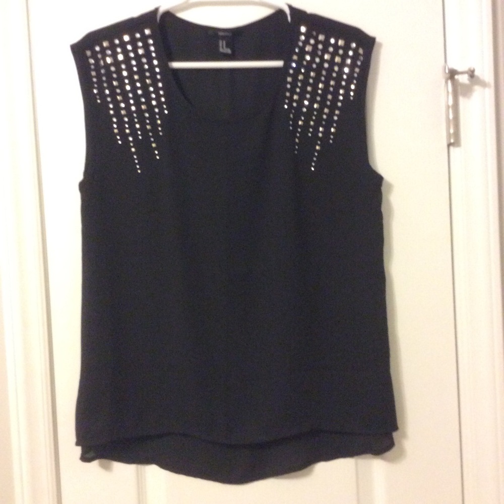 Forever 21 tank